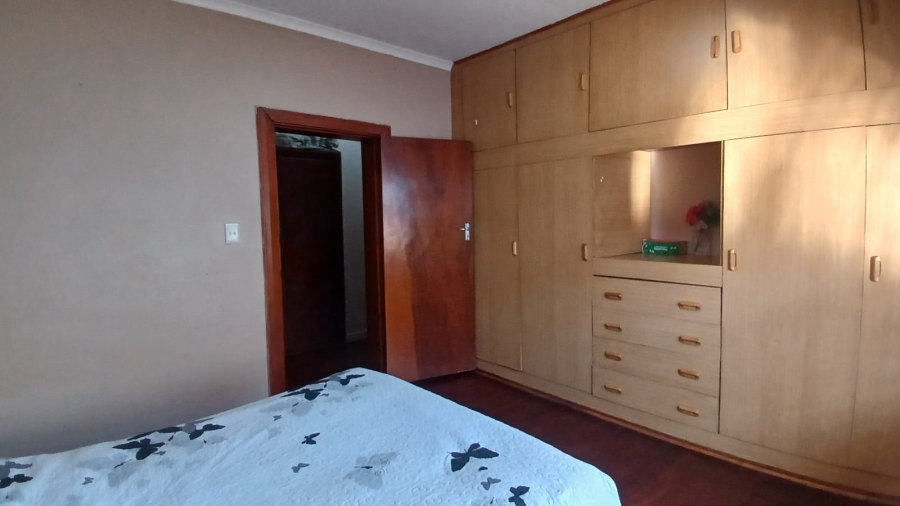 To Let 3 Bedroom Property for Rent in Glenlilly Western Cape